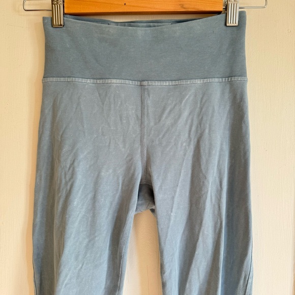 Lululemon Inner Glow Tight 28"
Washed Chambray - Picture 9 of 10